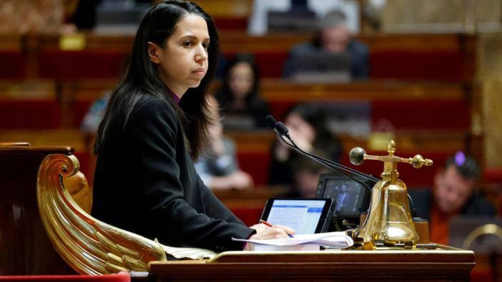 Législatives : quatre désistements RN au total, dont un face à la philippiste Naïma Moutchou