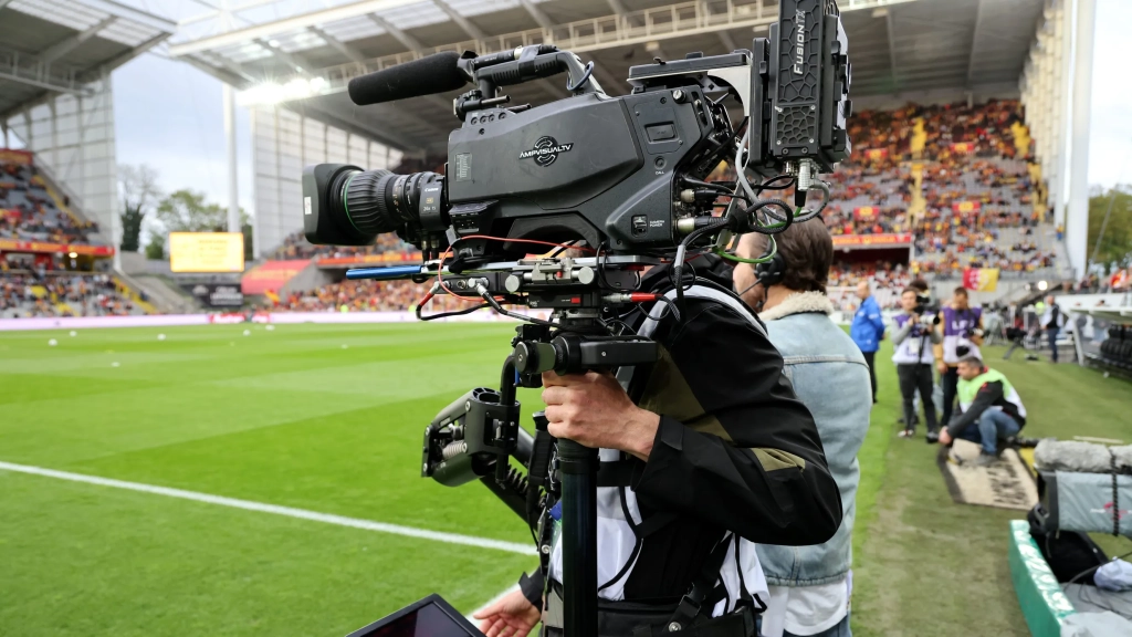 Droits TV de la Ligue 1 : les clubs ne sont pas parvenus à choisir entre DAZN et le projet de chaîne 100% Ligue 1