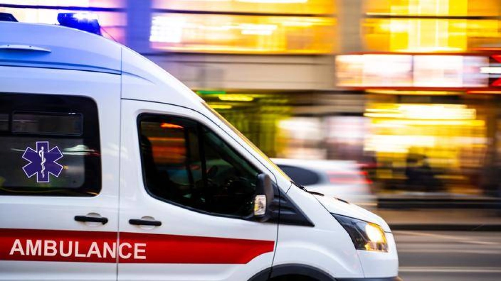 Un lustre tombe sur des clients d'une boîte de nuit parisienne, trois blessés