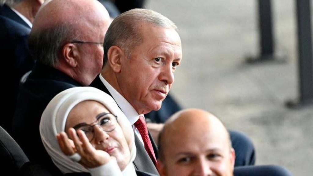 Turquie : Erdogan dit qu'il peut inviter Assad «à tout moment»