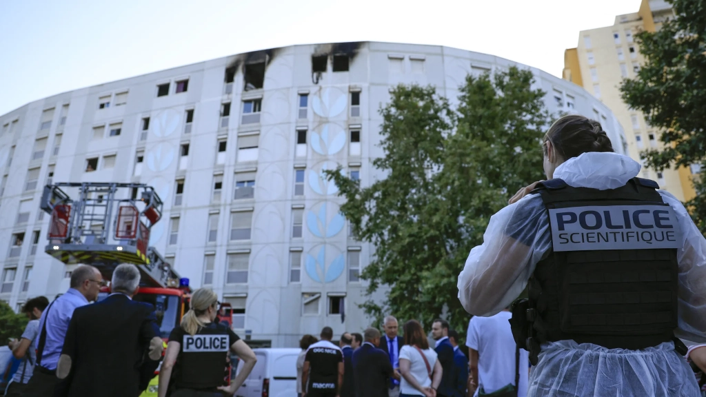 Incendie de Nice : un des trois suspects interpellé en région parisienne 